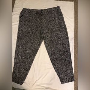 Plus Size Joe fresh casual pants 🔥2 for $20🔥